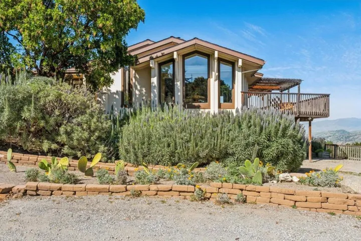 26245 Rinconada Drive, Carmel Valley, California 93924