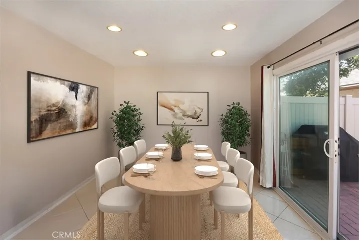 Dining room: Virtual staging shows the home’s potential with stylish, modern updates.