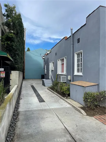 view from Redondo Ave