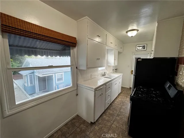 Cottage kitchen