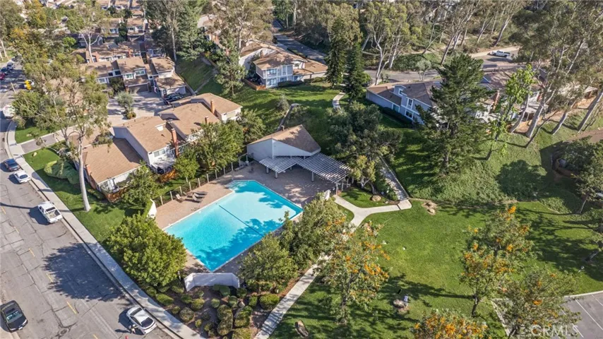 6512 E Camino Vista 6, Anaheim Hills, California 92807