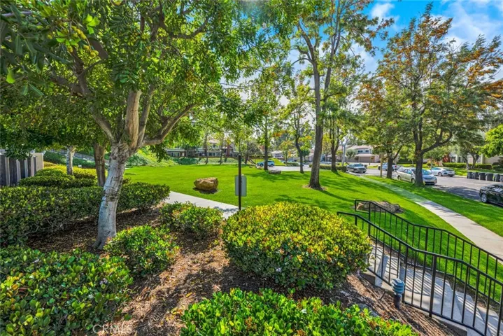 6512 E Camino Vista 6, Anaheim Hills, California 92807