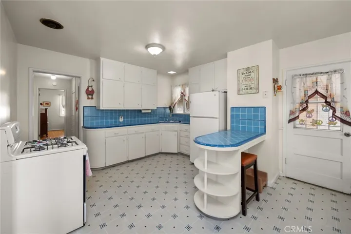 428 S Campus, Upland, California 91786