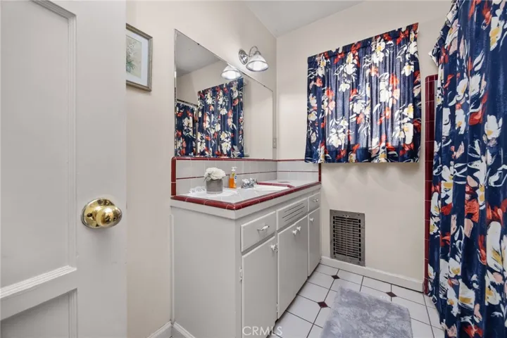 428 S Campus, Upland, California 91786