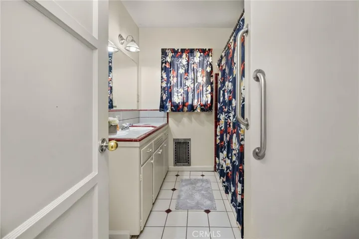 428 S Campus, Upland, California 91786