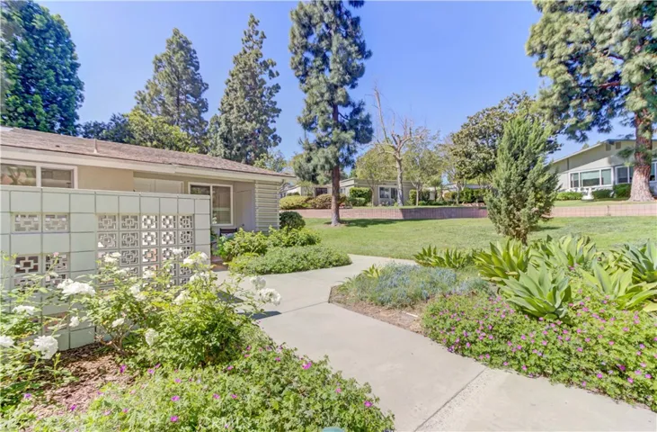 500 Avenida Sevilla A, Laguna Woods, California 92637