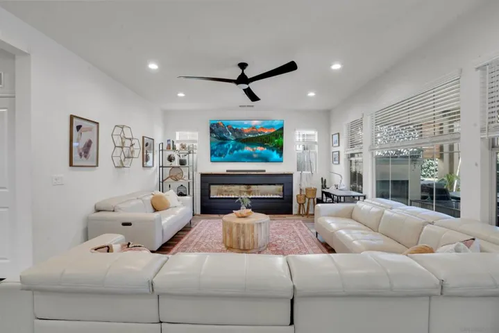 1246 Camino Prado, Chula Vista, California 91913