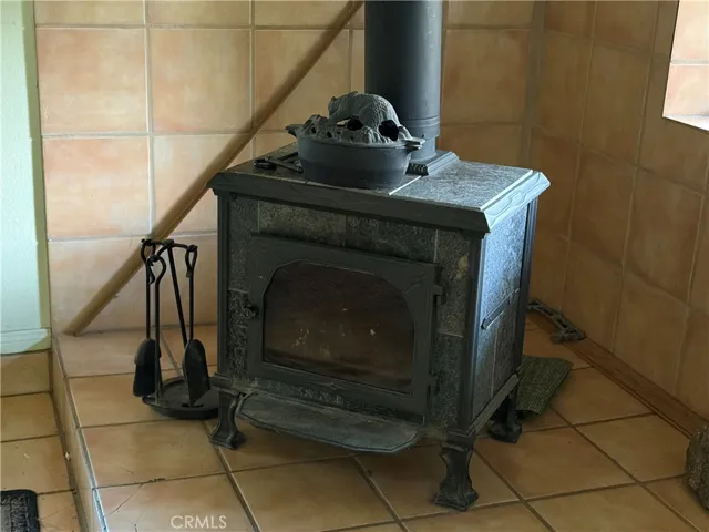 DOWNSTAIRS STOVE