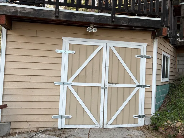 GARAGE