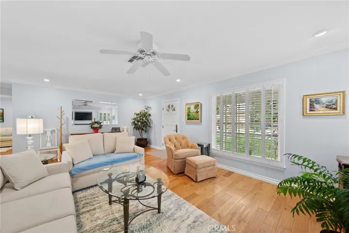 22907 Leonora, Woodland Hills, California 91367