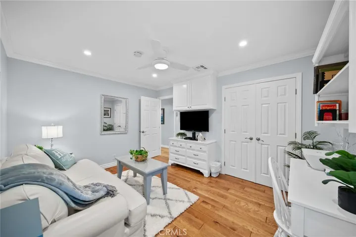 22907 Leonora, Woodland Hills, California 91367