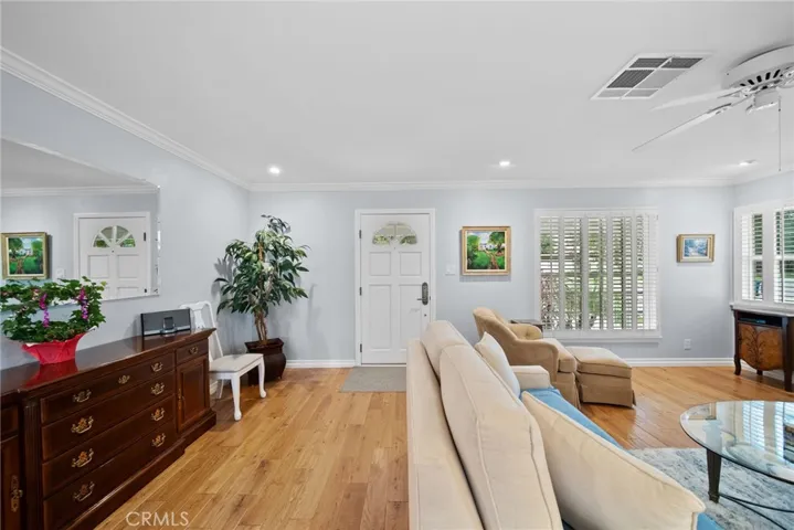 22907 Leonora, Woodland Hills, California 91367