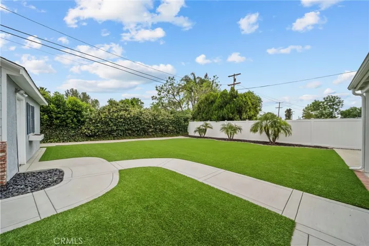 22907 Leonora, Woodland Hills, California 91367