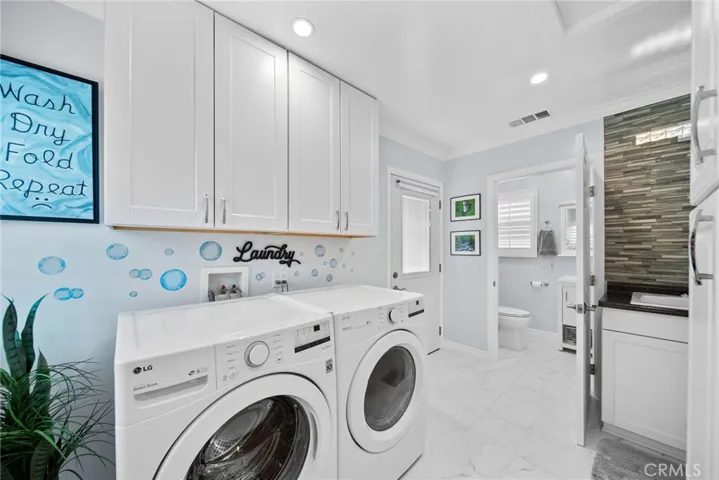22907 Leonora, Woodland Hills, California 91367