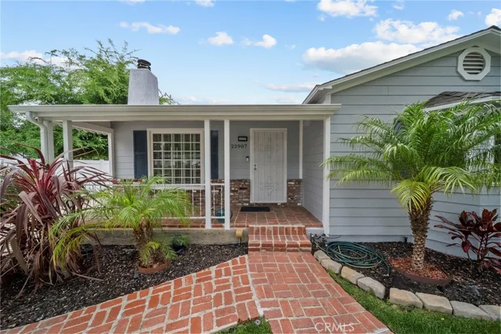 22907 Leonora, Woodland Hills, California 91367