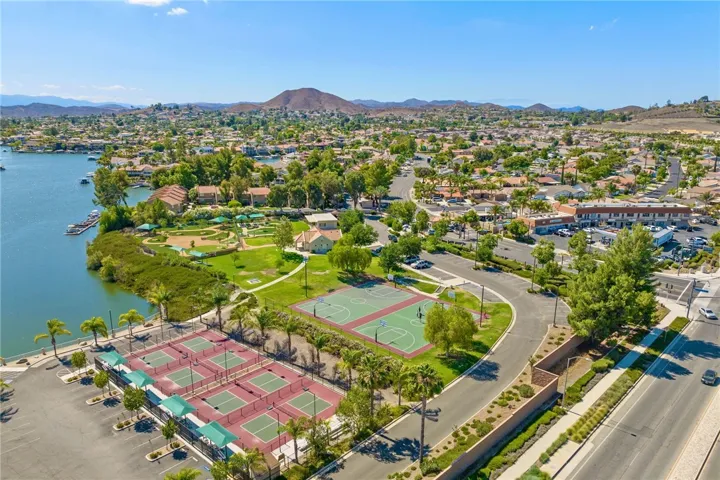 30161 Buck Tail, Canyon Lake, California 92587