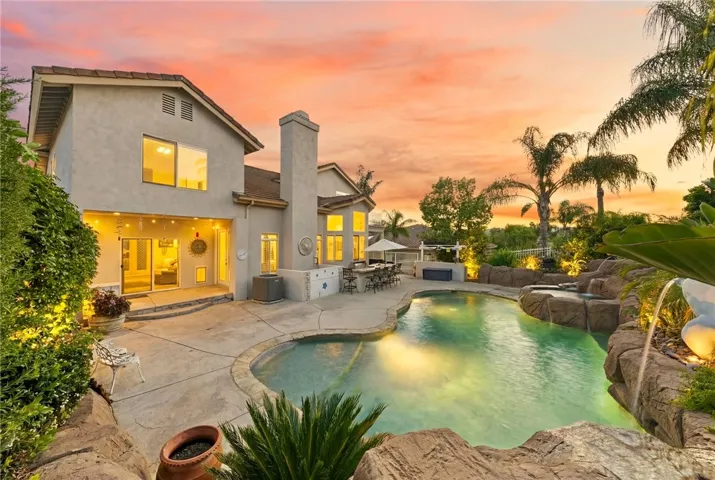 30161 Buck Tail, Canyon Lake, California 92587