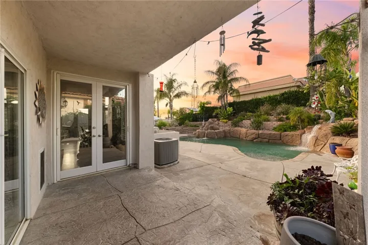 30161 Buck Tail, Canyon Lake, California 92587