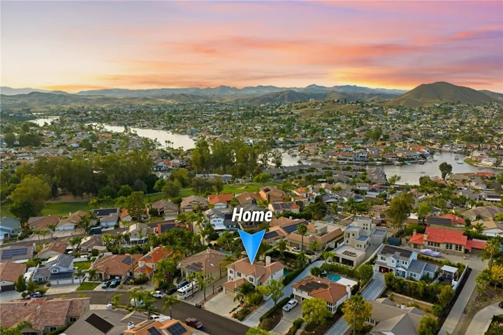 30161 Buck Tail, Canyon Lake, California 92587