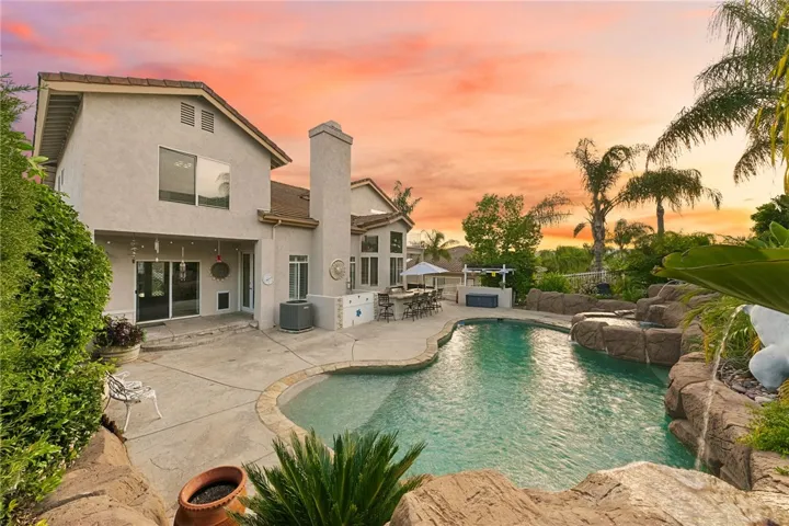 30161 Buck Tail, Canyon Lake, California 92587