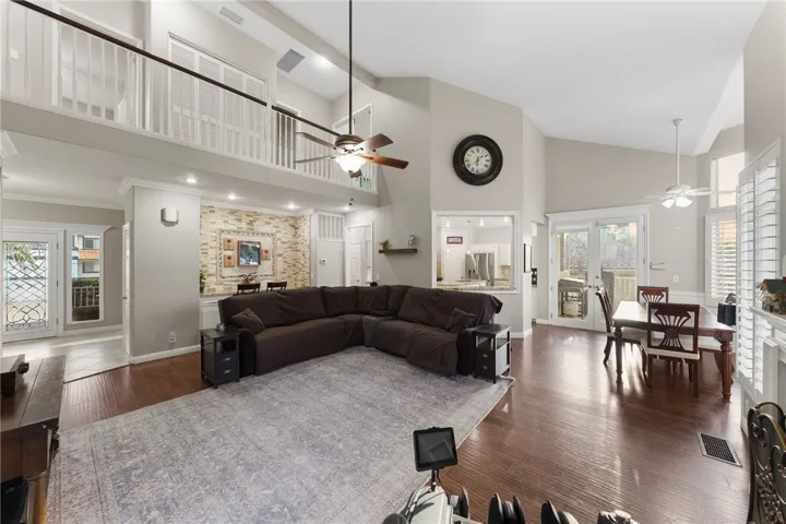 30161 Buck Tail, Canyon Lake, California 92587