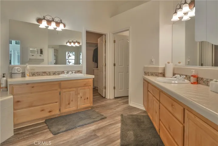 Main bathroom