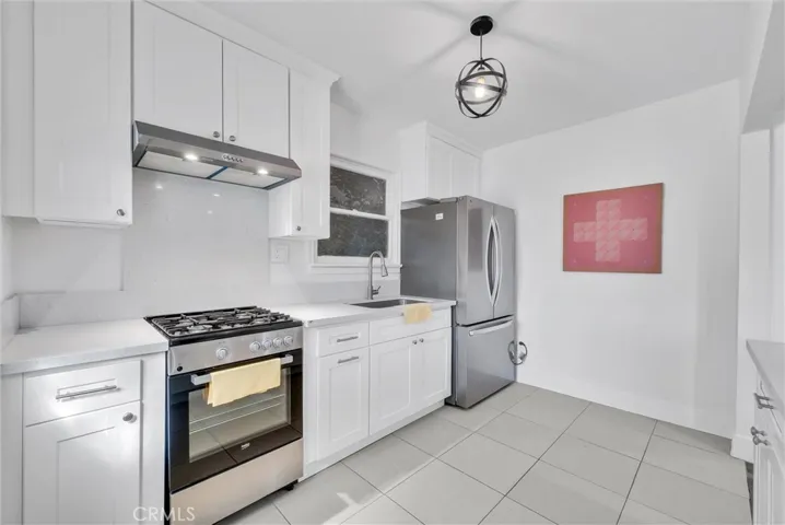 (1b1b) Kitchen