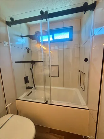 Remodeled shower/tub