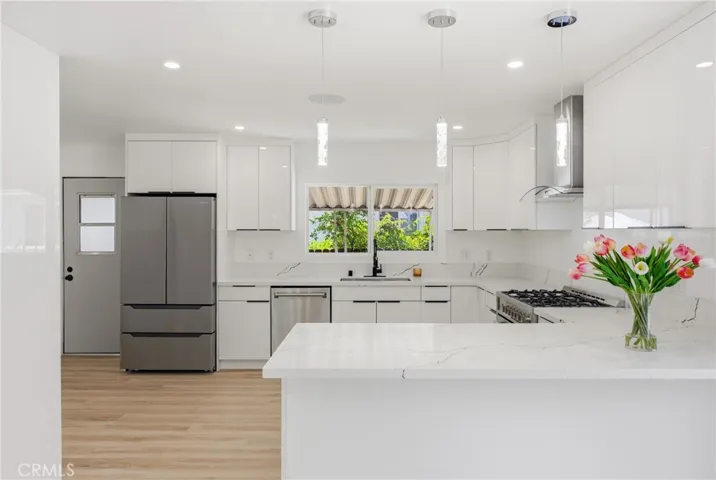 1113 Mohawk, Topanga, California 90290