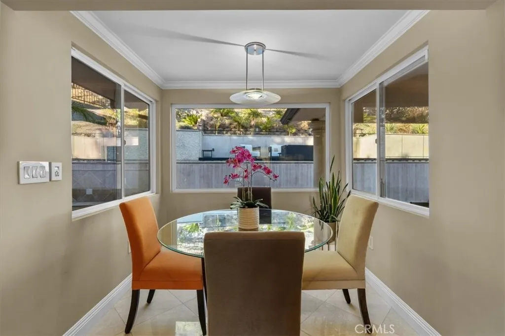 Breakfast Nook