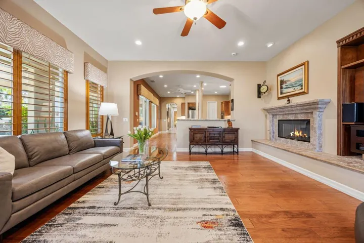 42-web-or-mls-068A0874