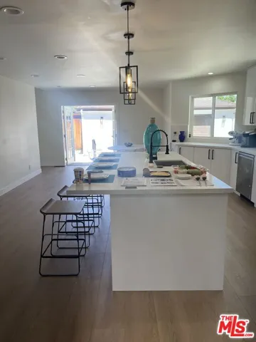 Kitchen Island
