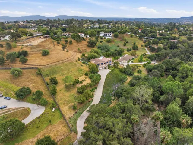 2596 Green Canyon Road, Fallbrook, California 92028
