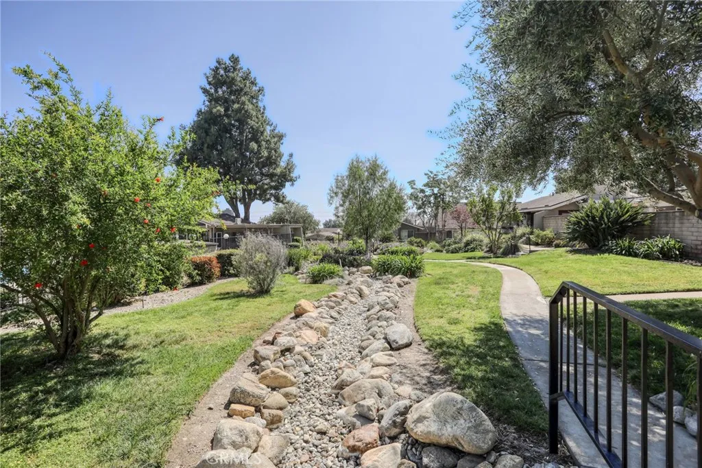 Creeks, Lush Landscape, Sidewalks