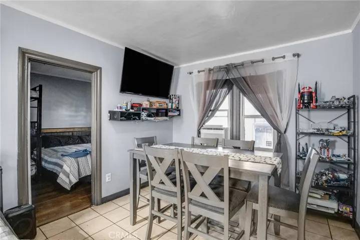 310 S Bonnie Brae, Los Angeles, California 90057