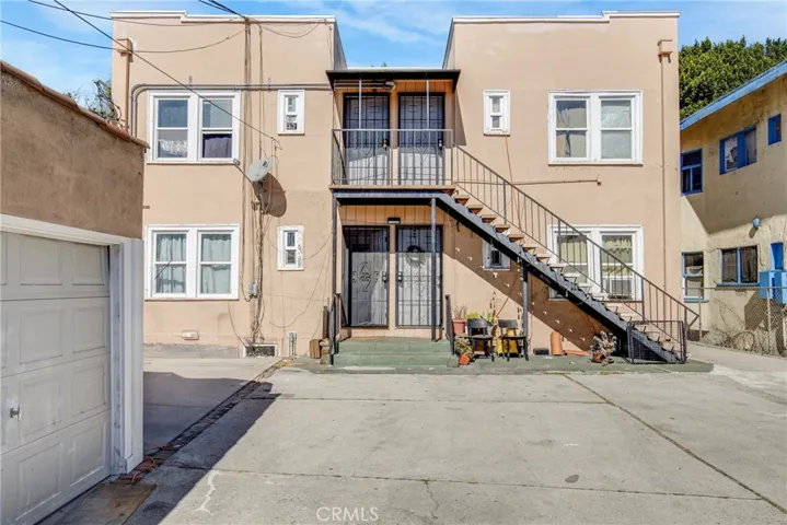 310 S Bonnie Brae, Los Angeles, California 90057