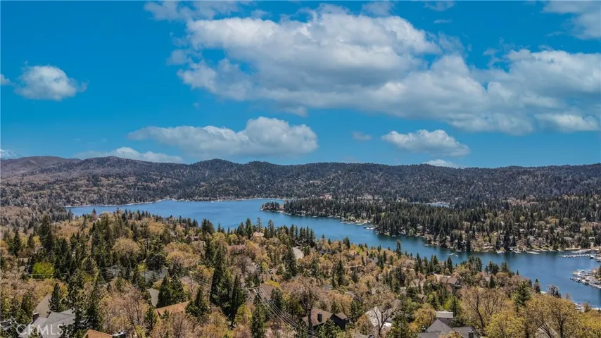 Beautiful lake Views