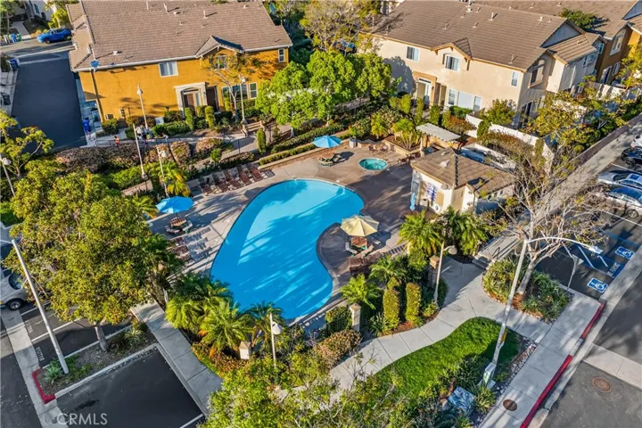 Community pool