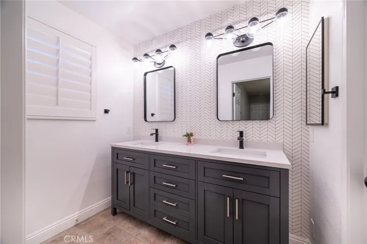 12 Nantucket, Aliso Viejo, California 92656