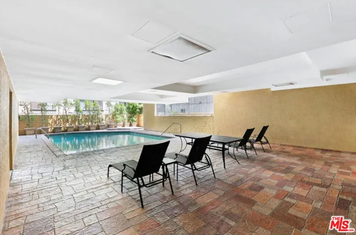 412 Arnaz Drive 7, Los Angeles, California 90048
