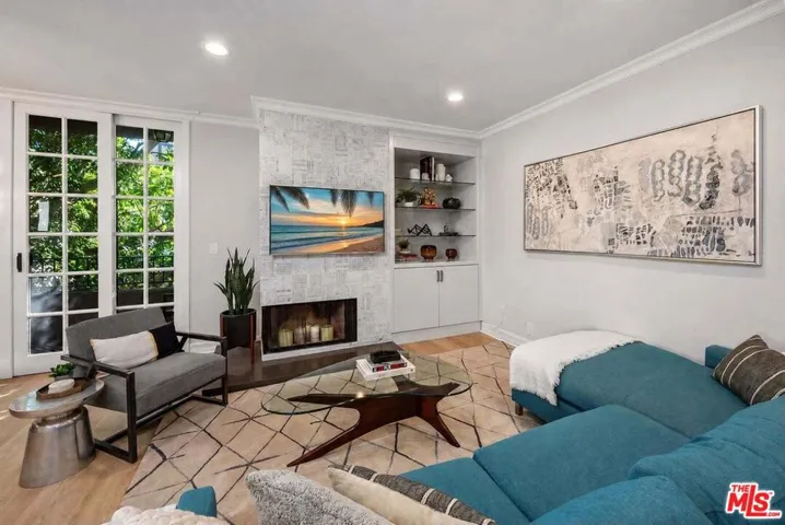 412 Arnaz Drive 7, Los Angeles, California 90048