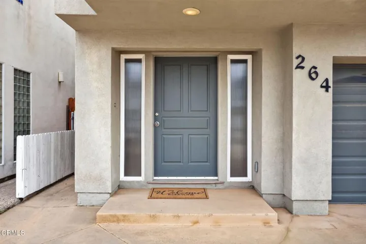 23-web-or-mls-Upmarketmedia_264Hol-011