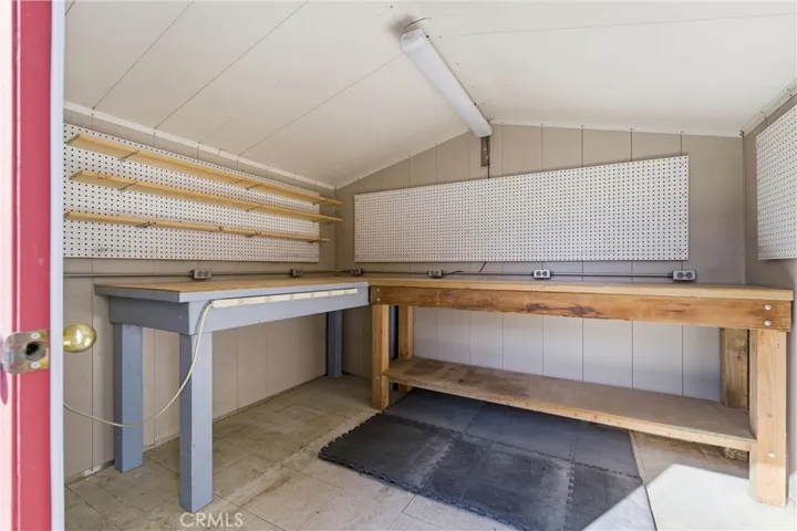 3329 W Avenue J3, Lancaster, California 93536