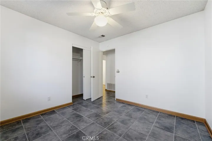 3329 W Avenue J3, Lancaster, California 93536