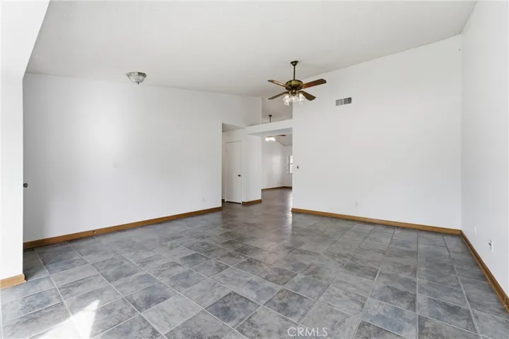 3329 W Avenue J3, Lancaster, California 93536