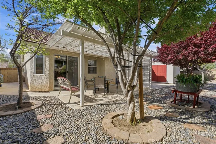 3329 W Avenue J3, Lancaster, California 93536