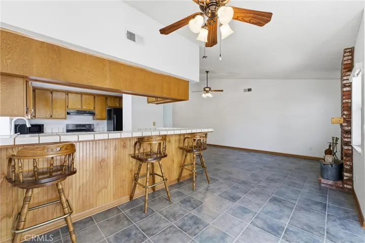 3329 W Avenue J3, Lancaster, California 93536