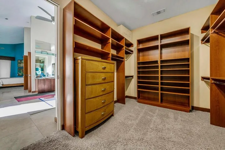 Closet