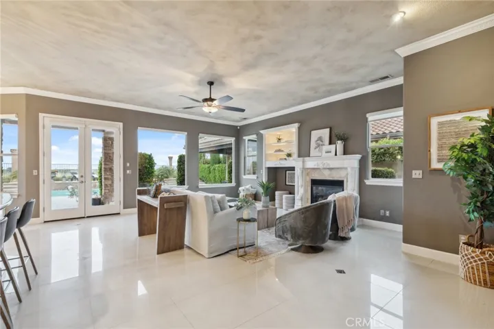 4918 W Bluff, Fresno, California 93722