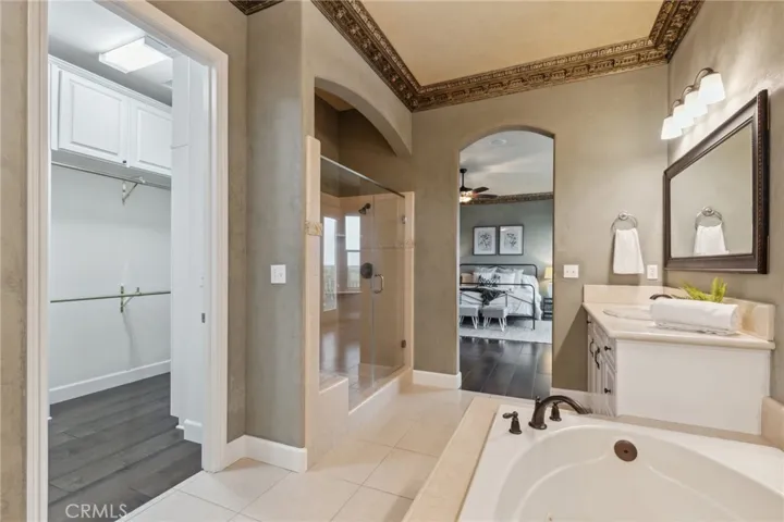 4918 W Bluff, Fresno, California 93722